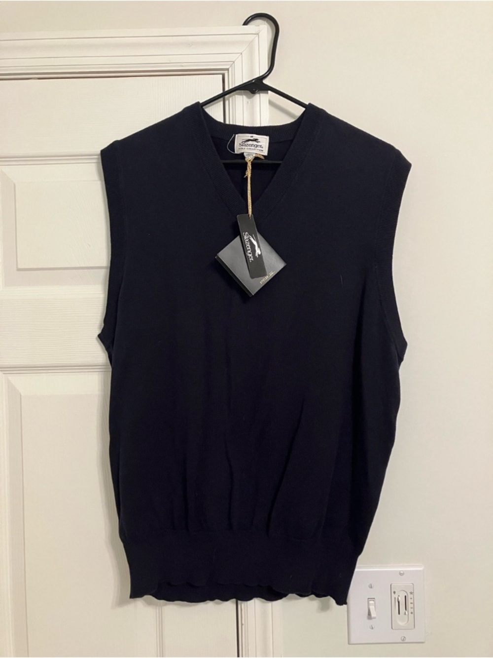 NWT Slazenger Golf Collection Navy Blue Sweater Vest V Neck Medium 100% Cotton
